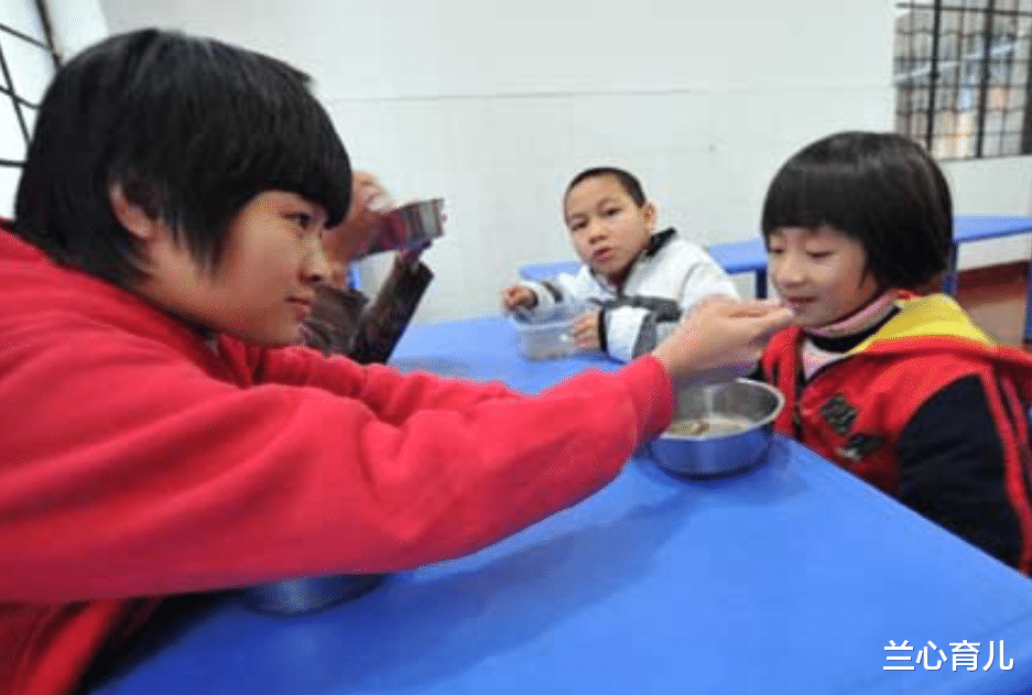 兰心育儿|湖北一弃婴考上博士，亲妈却找上门认亲，网友：早干嘛去了？