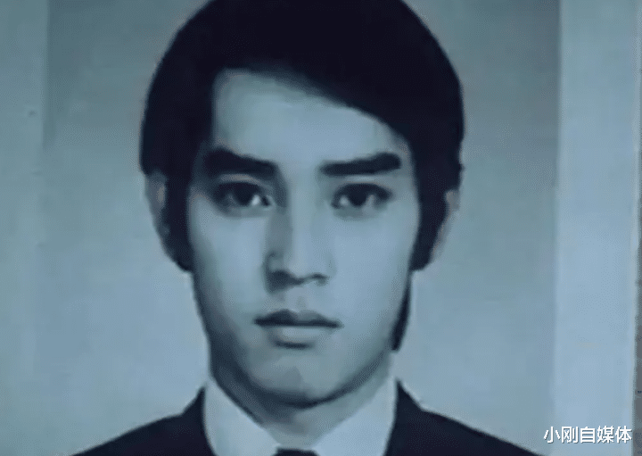 谭咏麟|谁的错？曝谭咏麟“睡女友”的网友删图再发文，被说是个窝囊废