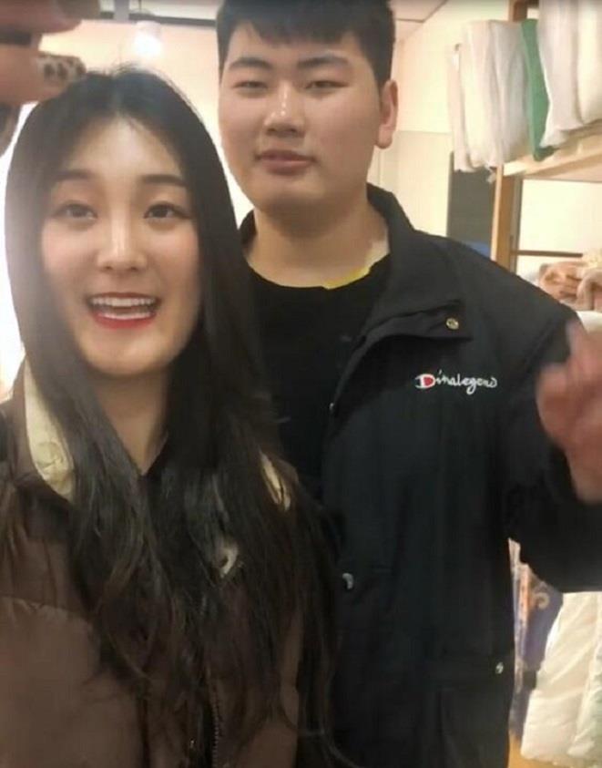 陈亚男|陈亚男何德何能？让红木哥和闫少联手，为其摇旗呐喊？