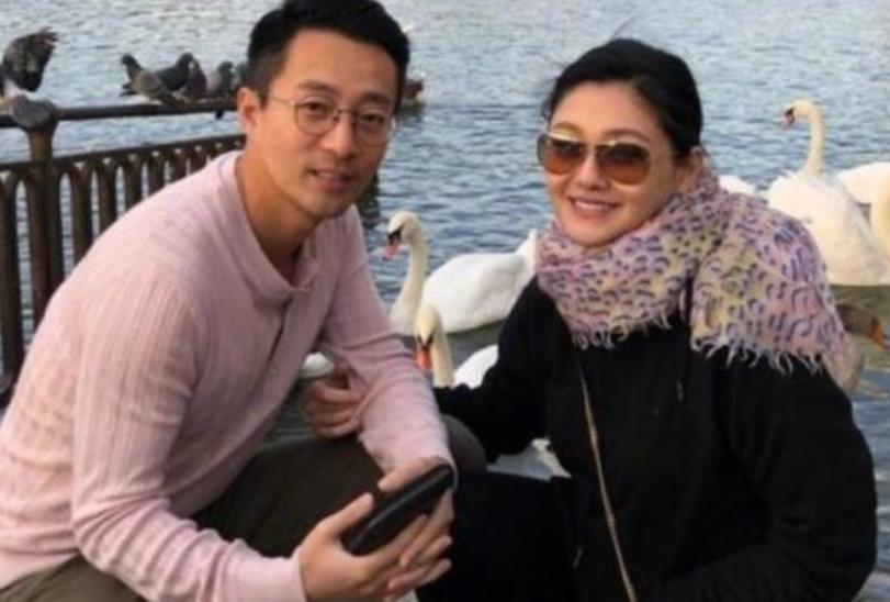 大S|离婚告一段落？大S与老公汪小菲统一立场，妹妹小S力挺姐姐