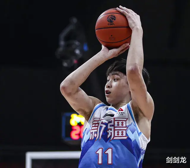 絕殺|神仙2分球，幸運(yùn)3分準(zhǔn)絕殺，當(dāng)沙拉木豪橫起來，對手完全擋不住