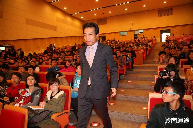 招聘|曾经的下属，却成了自己的领导，尴尬吗？怎么化解？心态放平就好