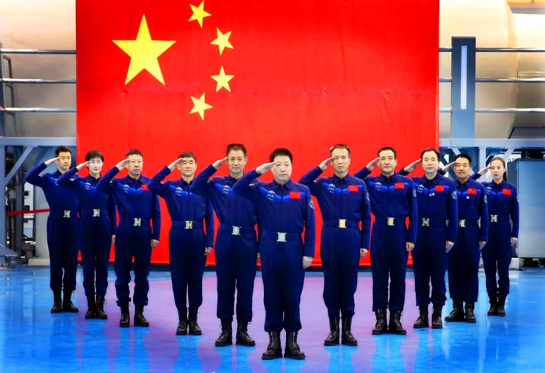 航天 女航天员是怎样“炼”成的？揭秘中国女航天员选拔过程，太残酷了