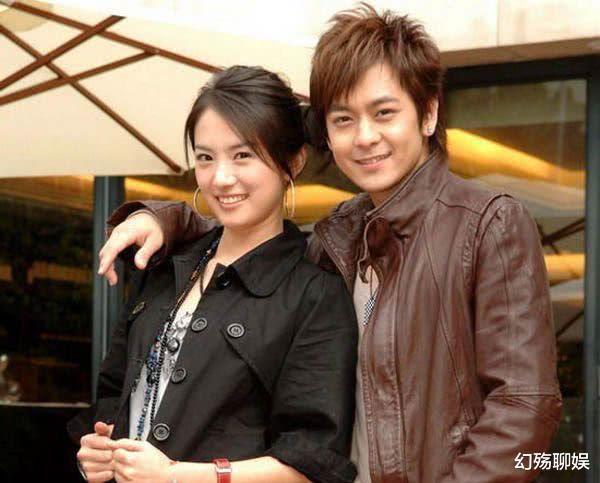 刘荷娜|“倒贴女友”刘荷娜：拒绝林志颖恋上舔狗，人气大跌咎由自取