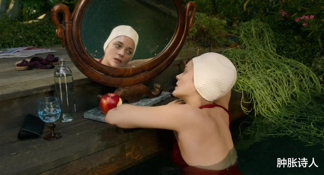 玛丽昂·歌迪亚|「被物化」的木制人偶