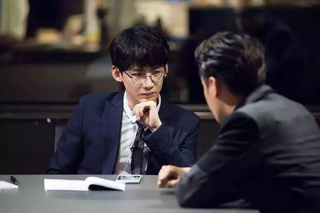 何炅|大明星嫌节目没名气不来录,只好找过气的来救场,播出后意外爆红