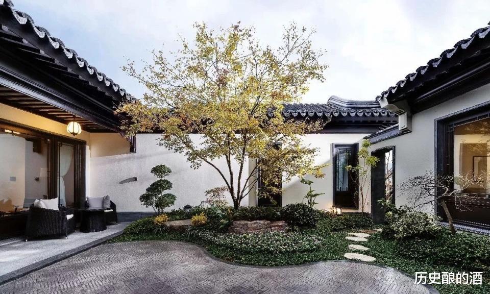 农村老人说“树夹屋,堂夹房,不败也得亡”,啥意思?有何道理?