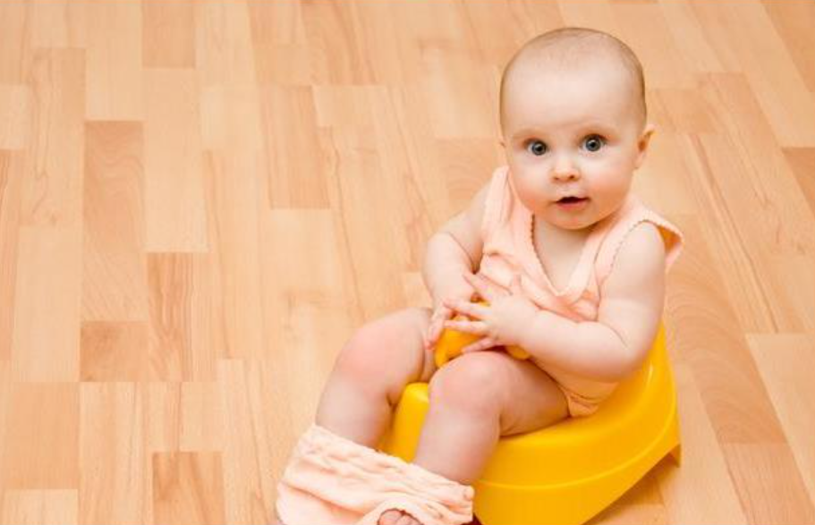 歪妈亲子故事|夏季训练宝宝如厕好时机?家长不能操之过急,方法正确是关键