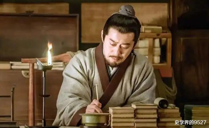 古人智慧|才女出上联：“进进出出，黑夜尽头方见日”，书生的下联堪称经典