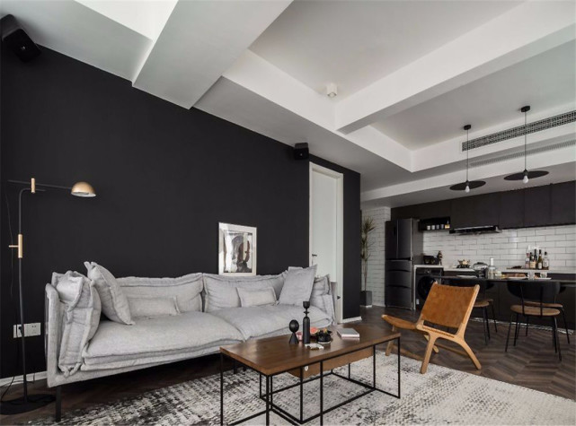 |80平黑白灰现代北欧风，黑色床头柜质感满满