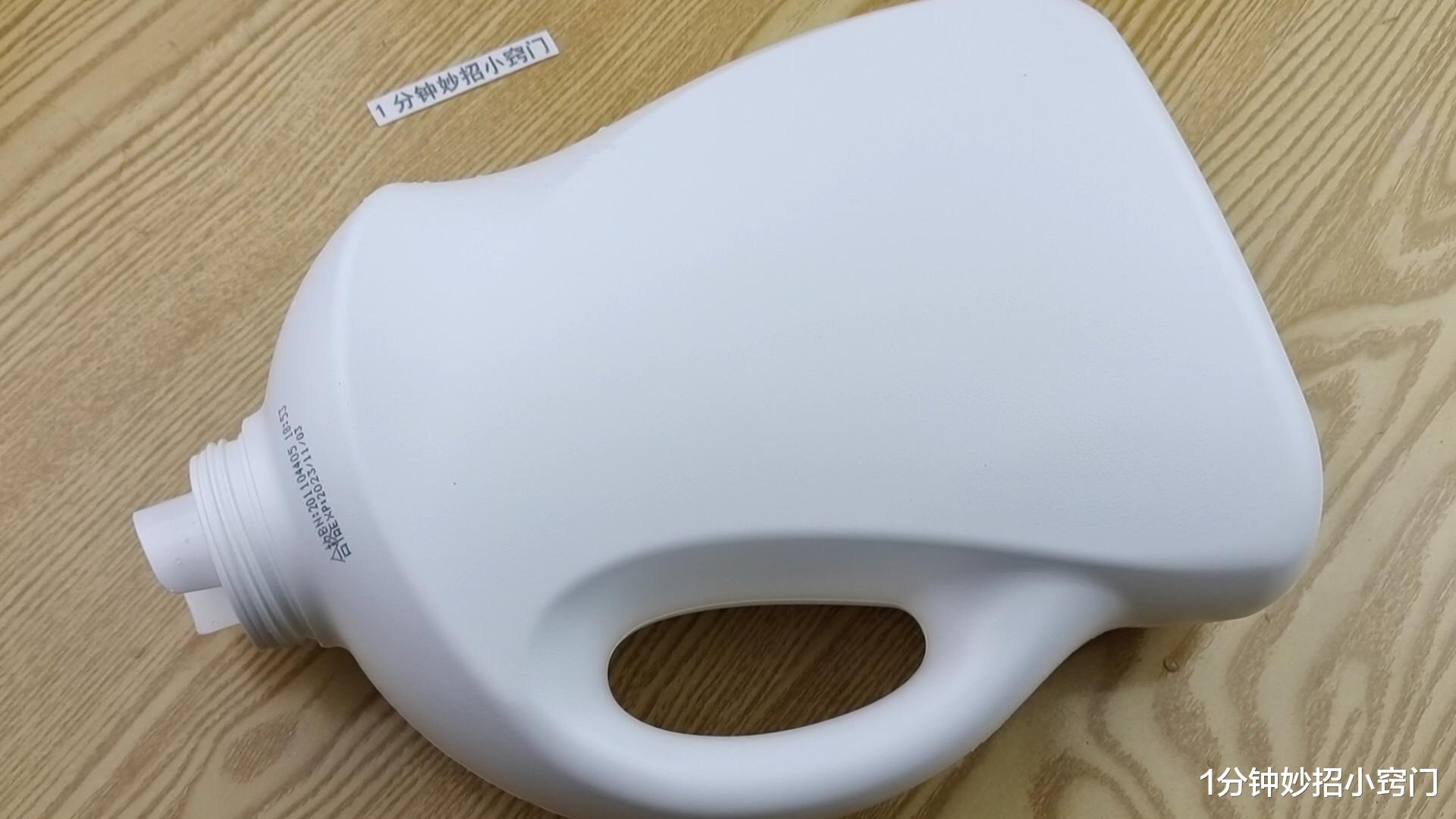 |洗衣液的瓶子是个宝！放在厨房可以解决不少家庭的烦恼！太实用啦