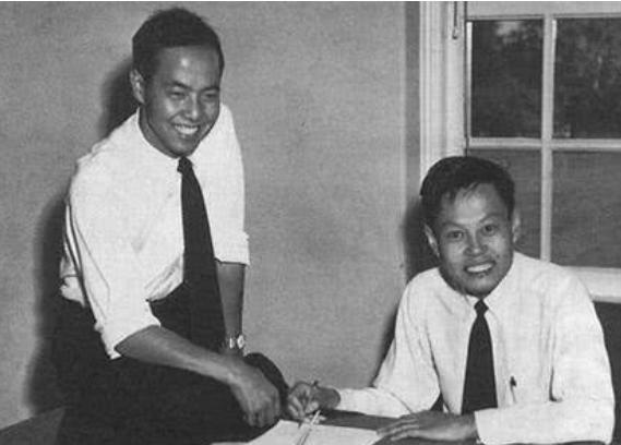 爱因斯坦 跟爱因斯坦交流一个半小时，杨振宁表示：毫无半点收获