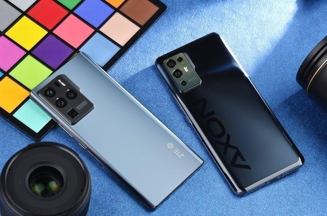中年女同学的自救|6000mAh+4nm，中兴新机强势来袭，还有18+1TB大存储，实力猛增