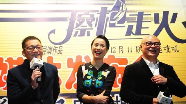 穿衣搭配|倪虹洁短发造型太酷了，连穿黑裙都变霸气了，气场强大让人佩服