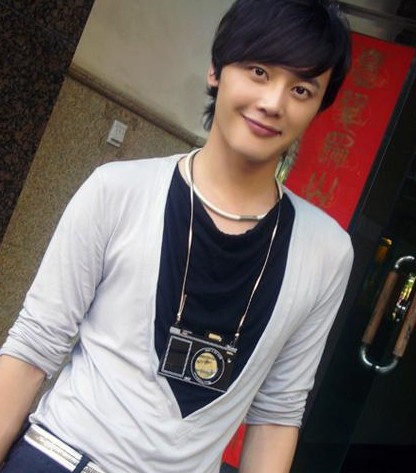 张雨绮|央视怒批代孕,一把撕下张雨绮“遮羞布”,化妆师竟是代孕老板?