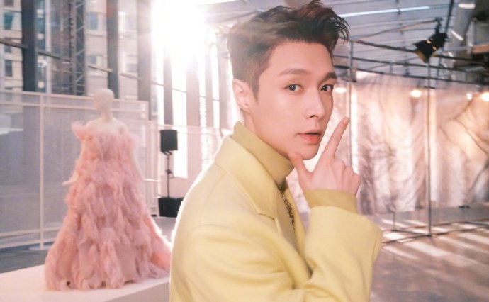 薛之谦|小八卦：薛之谦、张艺兴、杨幂、某迪、小琵琶、贾乃亮、关晓彤、吴磊、包包、杨子姗