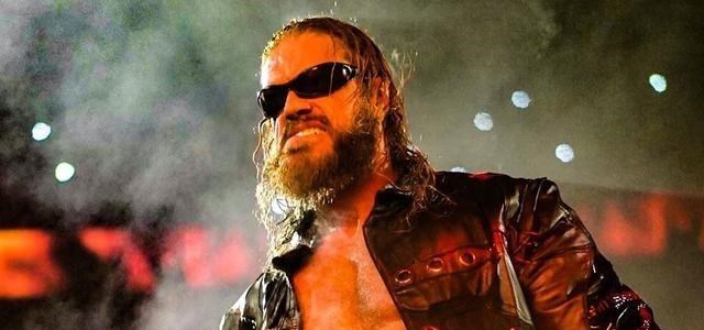 艾吉|WWE官方宣布艾吉明日重返RAW，新对手是他？罗曼暗示将离开WWE！