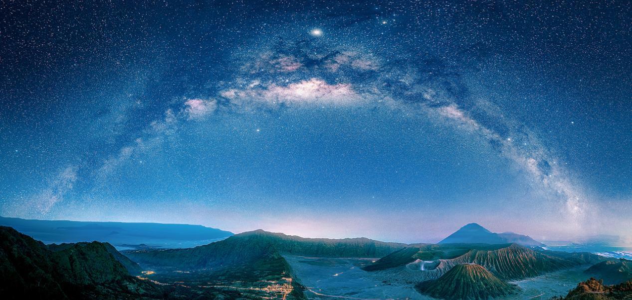 泪水迷失了双眼|8.23-8.29爱情事业或双线走红的星座,冷静让你更专注,走得更远