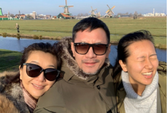 御姐|江珊和二婚老公秀恩爱，大呼甜蜜昵称很幸福，曾让靳东念念不忘