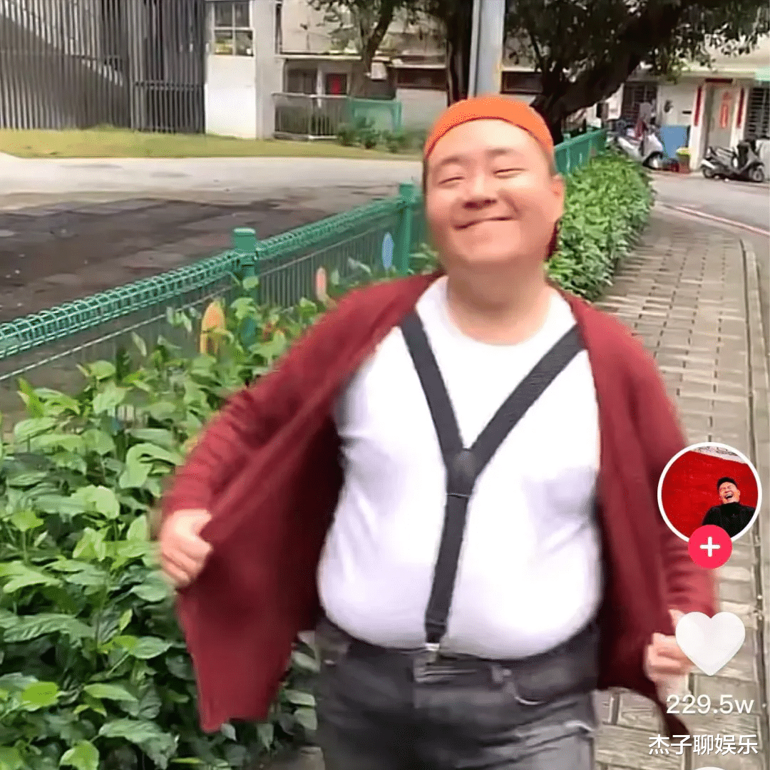 新乌龙院之笑闹江湖|还记得《新乌龙院》里的那个小和尚吗？如今31岁的他成直播界清流