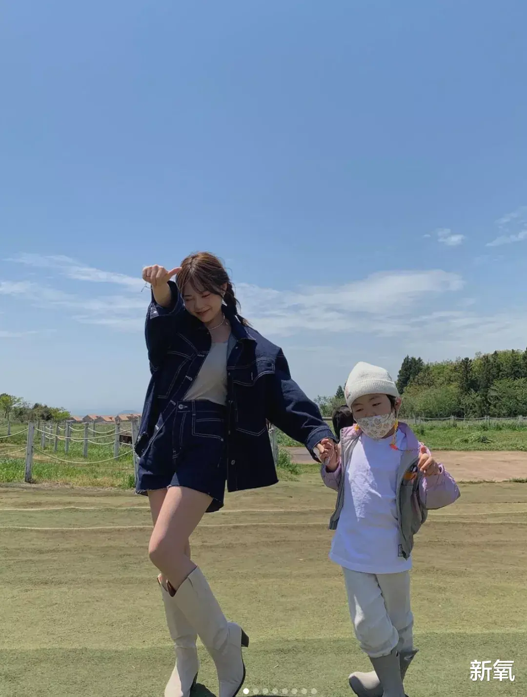 童颜|ins童颜美少女复出就要挨骂，网友又忍不住模仿她，冤枉么？