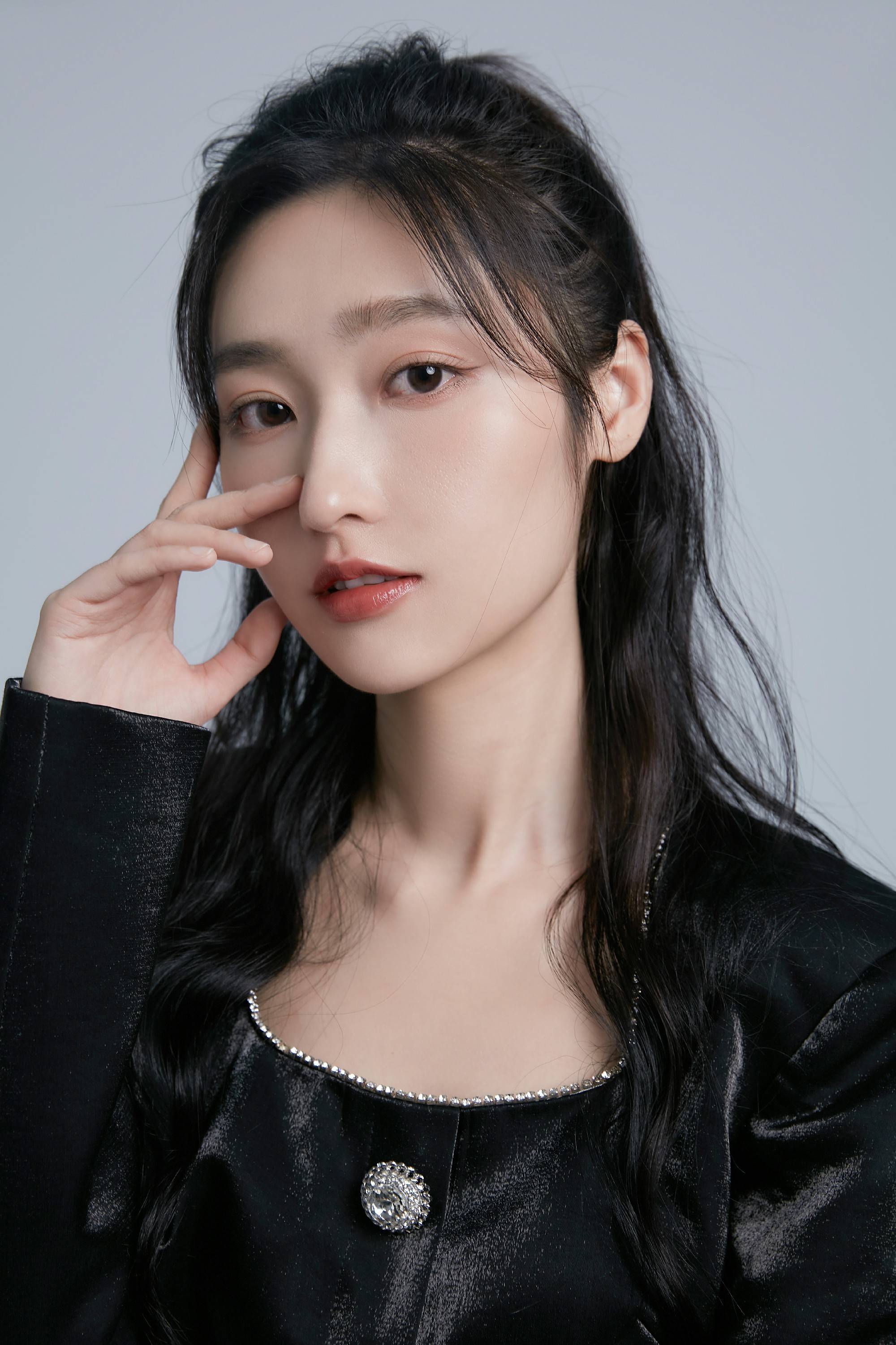 张星禾|《暗格里的秘密》张星禾出演校园女神杨纯子，8月10日芒果tv播出