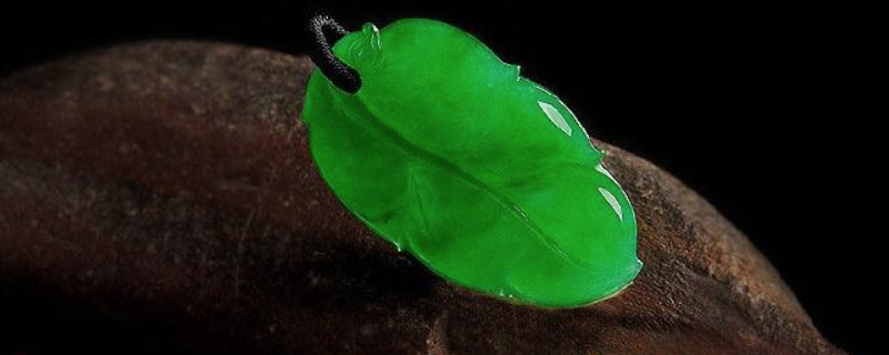 翡翠|和田碧玉和翡翠的区别在哪里