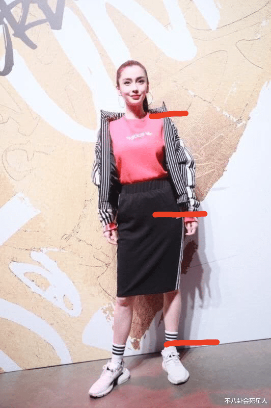 |瘪胸、壮实、五五分，女星的身材硬伤又虐又真实，看完立马自信了