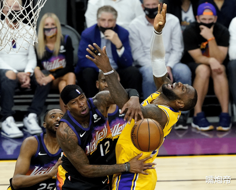 詹姆斯·哈登|詹皇不會(huì)一輪游！美媒重大數(shù)據(jù)證太陽連輸2場(chǎng)，勒布朗靠3招能翻盤