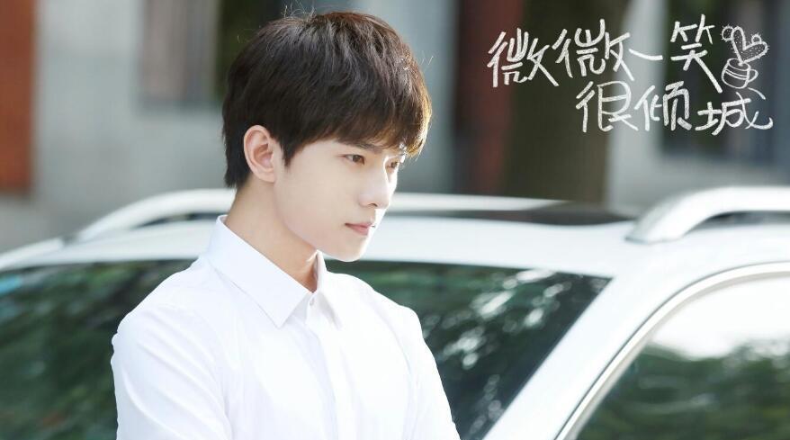 杨洋|顾漫又一部偶像剧将袭，高甜剧情让人期待，迪丽热巴杨洋领衔主演