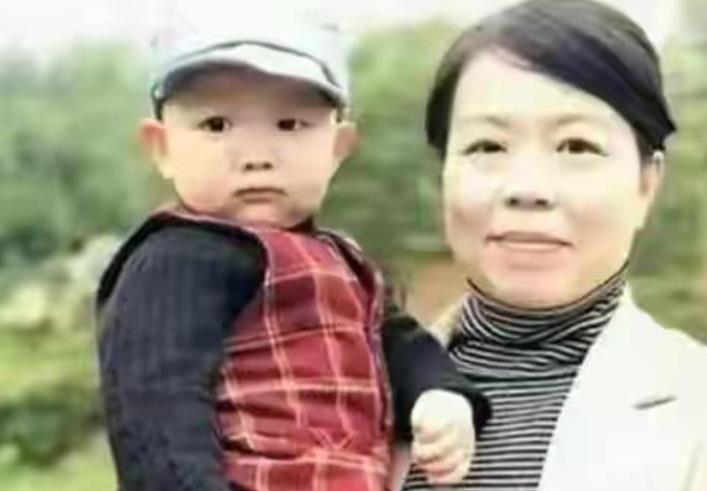 许敏|熊磊再度指责许敏，许敏外甥云昊发声，称三石卫生问题让人看不惯