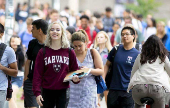 中国国籍|4类人会被取消中国籍！国家一严令不容触犯，国人双手赞成