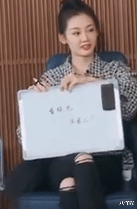 苗苗|苗苗宅家练厨艺，为与郑恺露营做准备，还给女儿做各种辅食超贤惠