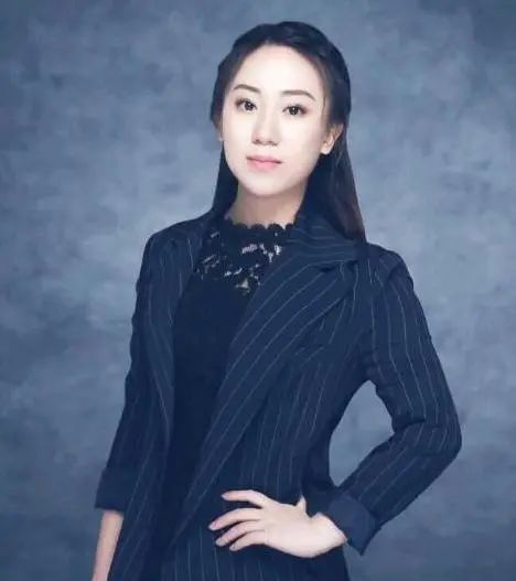 王金龙|?丫蛋久未露面小腹隆起，二婚嫁师弟小鹏飞，仍与前夫王金龙搭档