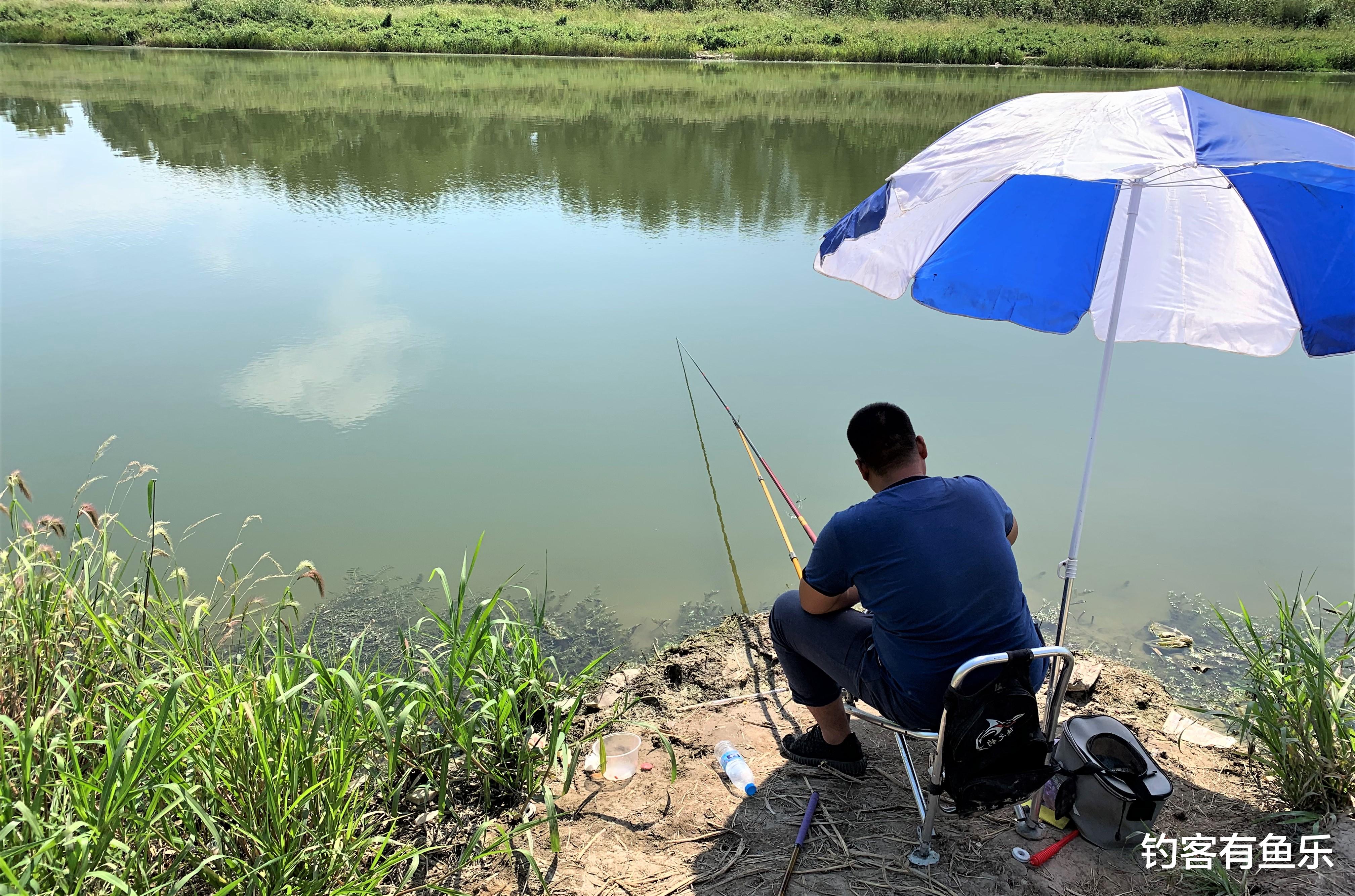 饵料|浮漂出现动作，一定是鱼在咬钩吗？光扬竿却不中鱼，原因在这里