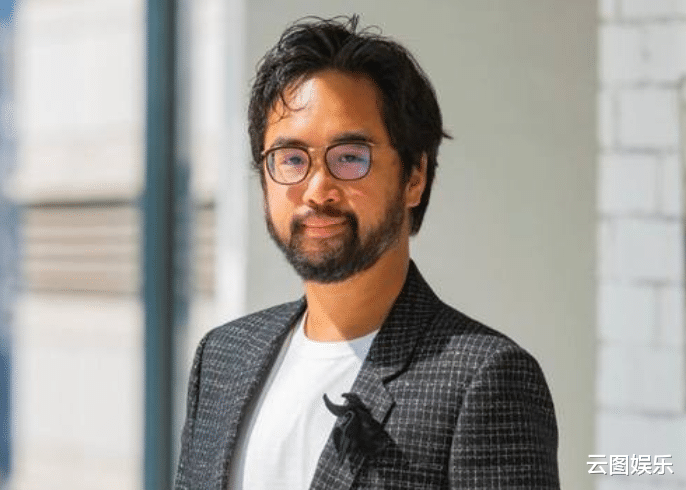 玉泽演|徐子淇参加名媛派对，与亲妹罕见同框比美，姐妹俩先后嫁入豪门