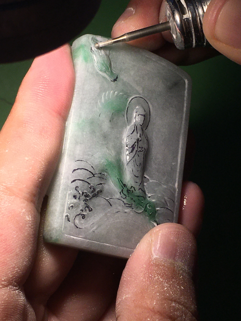 玉雕|平平无奇废料经玉雕师堪堪几笔雕乘龙观音后惊艳四座，大杀四方！