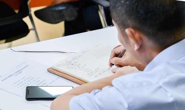 梓琪育儿说|不“加钱”别上课,考生花6万多报国考班遭讹诈,“套路”太深