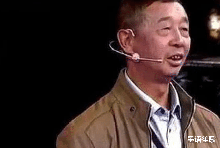 古董 男子带“大黑碗”鉴宝,惹众人哄堂大笑,专家加水后都愣住了