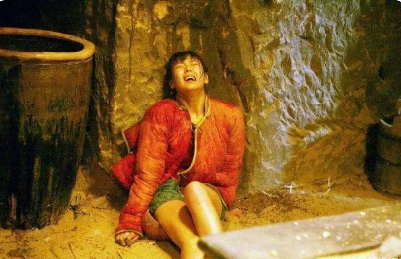 田小娥|田小娥被折腾一日，浑身虚弱躺在床上被杀，《白鹿原》为何这么写