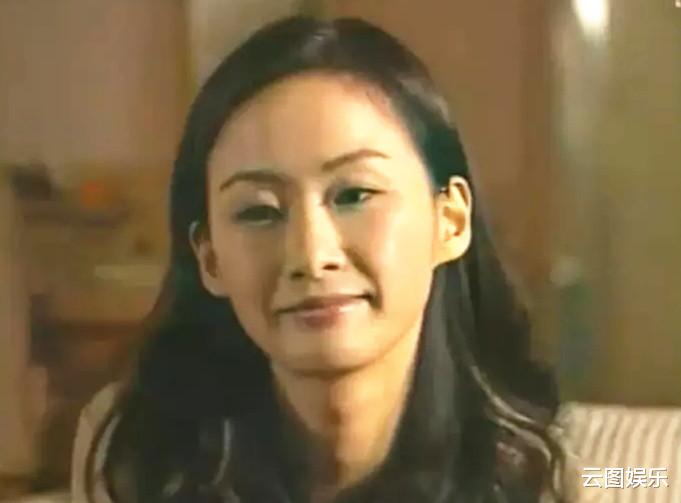 刘亦菲|50岁汤宝如罕谈14岁儿子，称其已踏入反叛期！孩子爸爸仍拒绝结婚