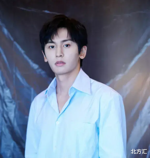 王一博|汇叔爆料：张哲瀚彻底凉了？周也CP有点多？李承铉上综艺表现好？