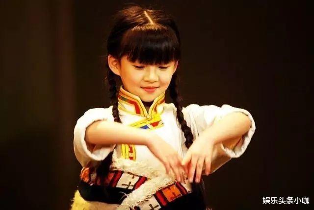 杨丽萍|忘年恋曝光！纯情小花未成年就恋爱？