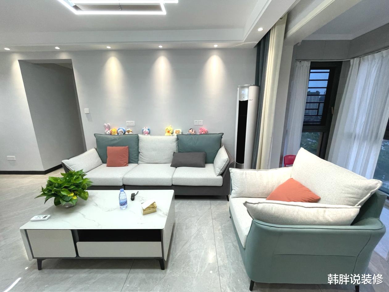 |120㎡简约新房,软硬装+家具电器共18万,无玄关照样时尚又大气