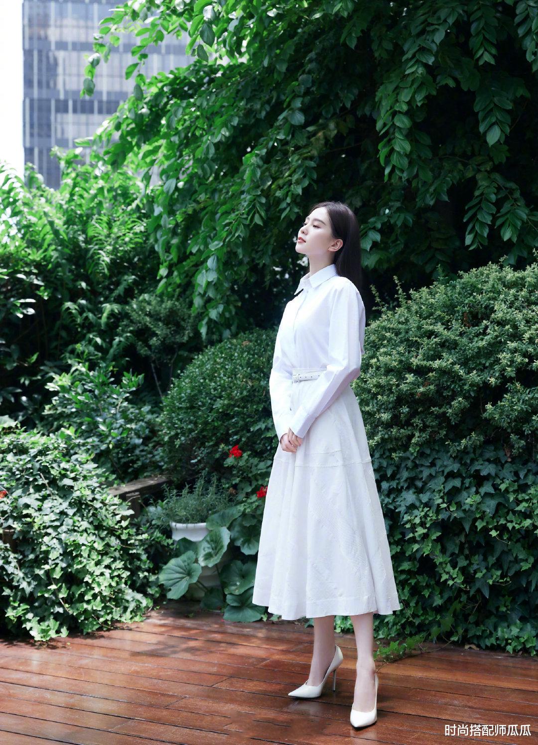 时尚搭配师瓜瓜|?刘诗诗状态大不如前了，穿白衬衫气质不俗，但法令纹暴露真实情况