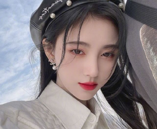 鞠婧祎|如今翻脸不认人，鞠婧祎许佳琪六年前合照，成为事件的导火索