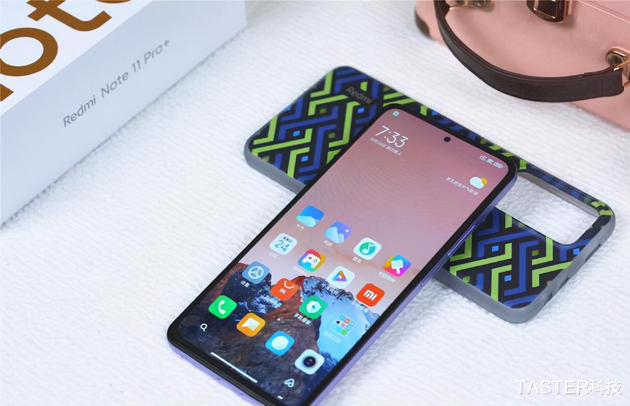 CES|卢伟冰正式宣布!红米反击开始:K40年度降价400,最后清仓确定了