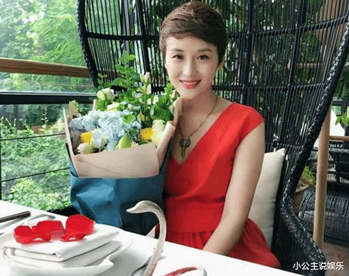 杨蓉|杨蓉和傅淼同样有大红的条件，今一个成主演一个演起了谭松韵的妈