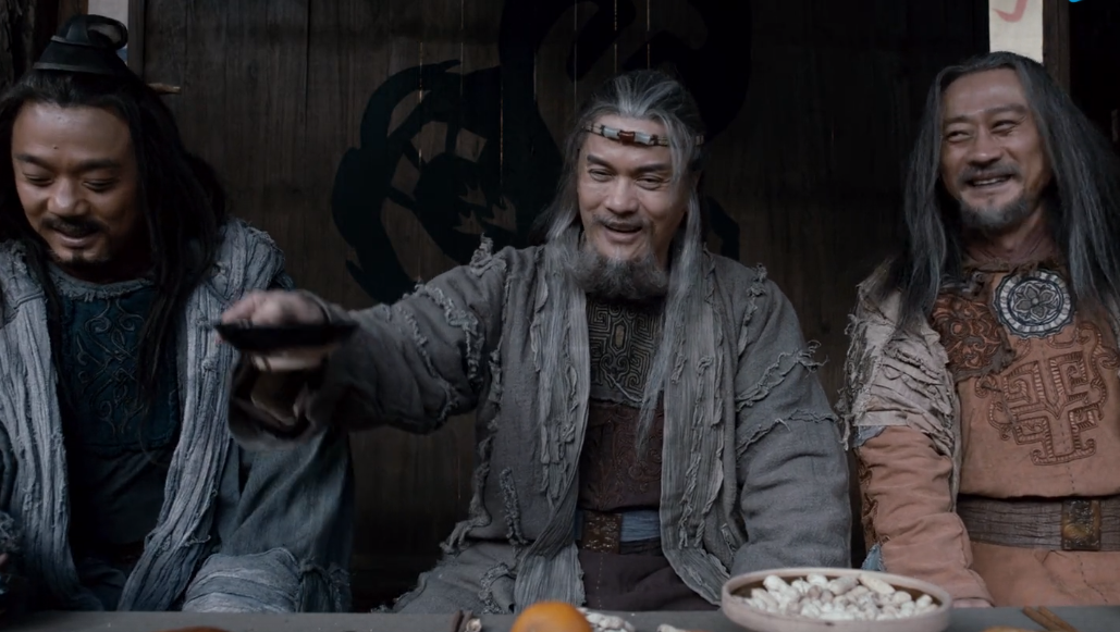 天龙八部|段誉成话痨，乔峰像武松：首播收视第一的《天龙八部》越看越气人