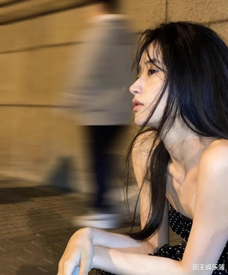 段小薇|直角肩A4腰，没刘海的段小薇，颜值再上新台阶！